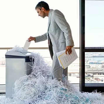 Erros ao utilizar a trituradora de papel